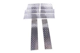 Chequer Plate Side Protection Discovery 1 (DDS) LRD304