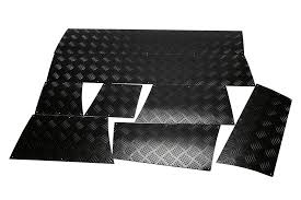 Chequer Plate Side Protection Black Discovery 1 (DDS) LRD304B BA4038