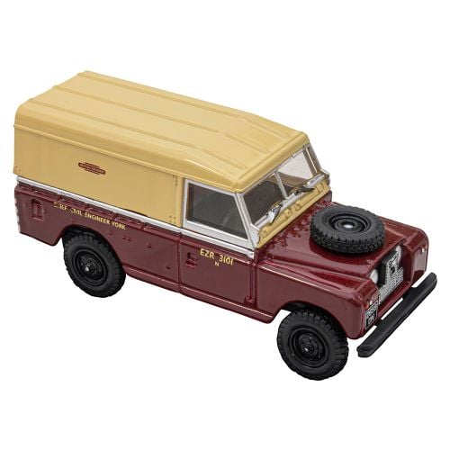 Diecast 1:76 Scale Model Series II Hard Back British Railways / Red  DA5336 