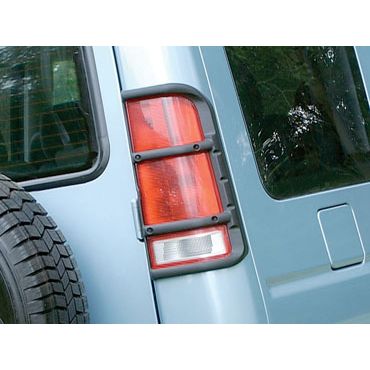 Discovery 2 Rear Upper Light/Lamp Guards 98-04 (Britpart) STC53194