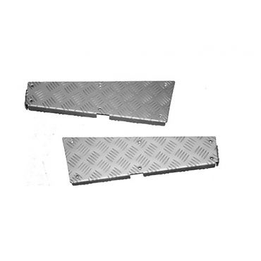 REAR CORNER CHEQUER PLATE KIT SILVER - 110 ONLY CNKIT01-110/A