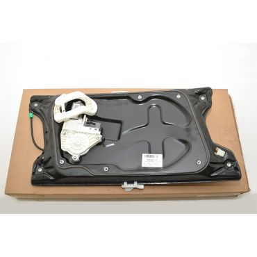 Window Regulator RH D3 RRS 05-07 (Aftermarket) CUH500103
