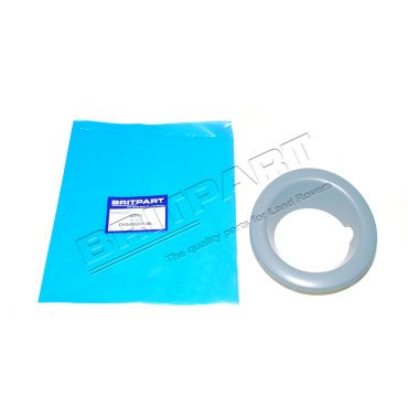BEZEL FOG LAMP LH RRS 05-09 (BRITPART) DXB000231LML