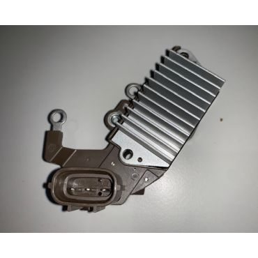  Alternator TD5 Regulator (Aftermarket) ERR6999 DAN670