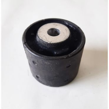 Rear Differential Rear Mounting Bush RR L322 &gt;2012 KHC000040