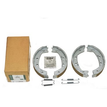 Hand Brake Shoes Freelander 2 (Genuine) LR001020LR