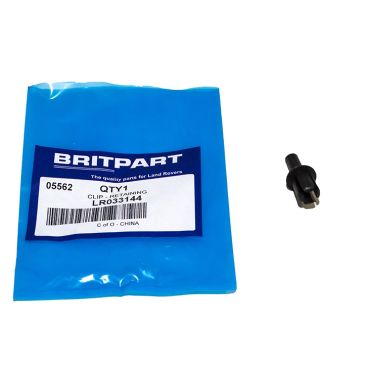 CLIP - RETAINING (BRITPART) DYC000150 LR033144