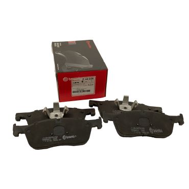 Front Brake Pads (BREMBO) LR072681 LR128263 LR160540 LR160435 *See Info*