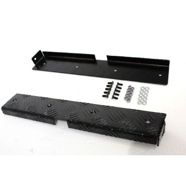 REAR CORNER CHEQUER PLATE KIT - BLACK - 110 DEF 2007 ON TF8209 CNKIT02-110/A